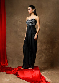 Rukhsar Black Metallic Drape Cape Set