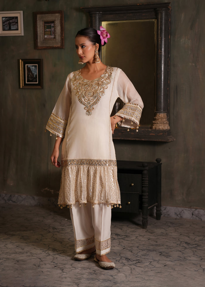 Maira Off-White Chanderi Kurta Set