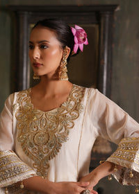 Maira Off-White Chanderi Kurta Set