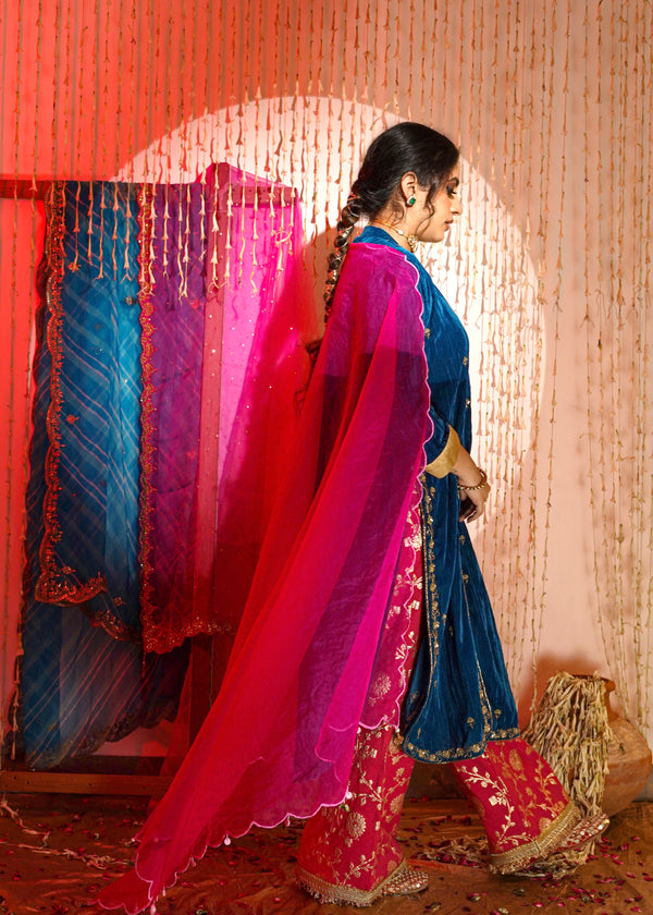 Deewani Velvet Kurta Set