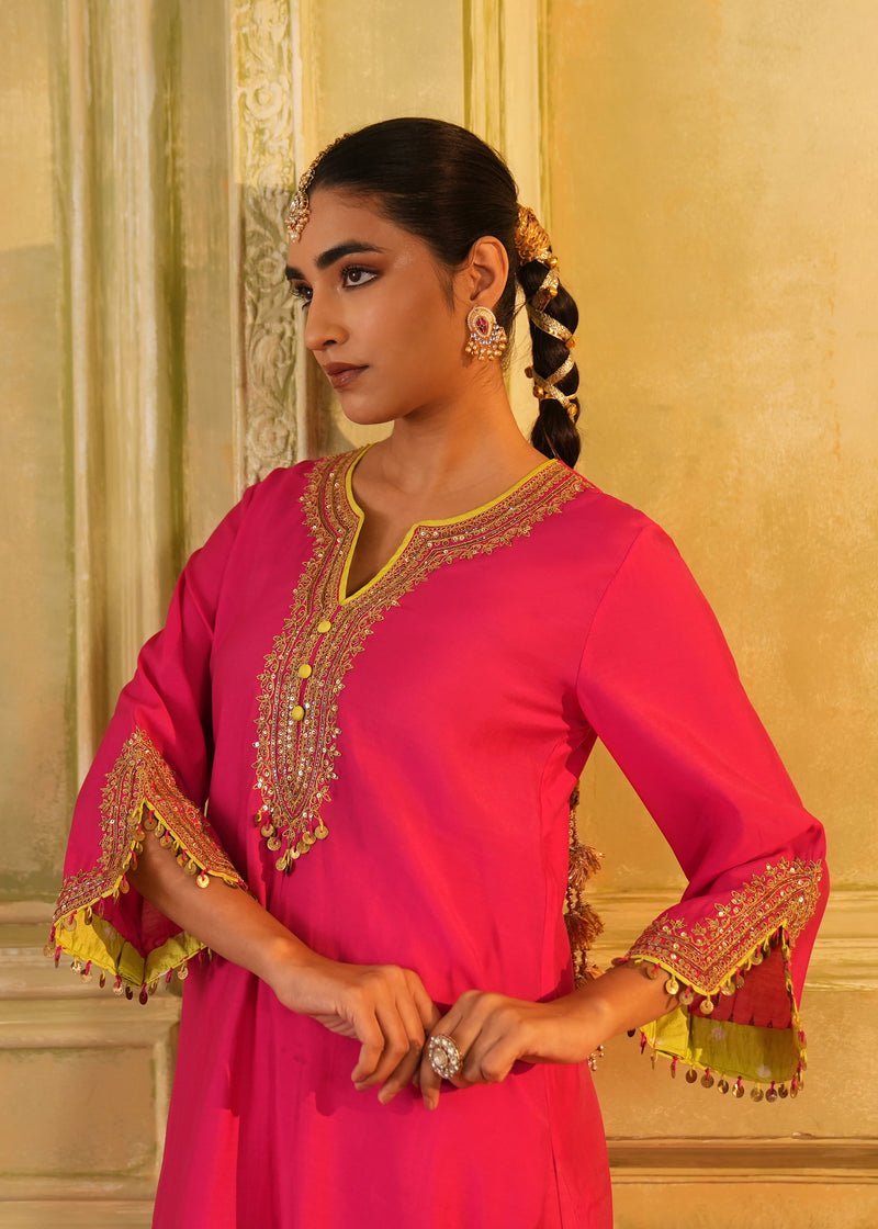 Evara Fuchsia Embroidered Kurta Set